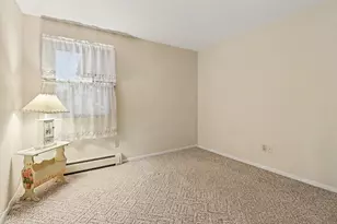 304 S Ferry St, Ludington, MI 49431 - Photo 17