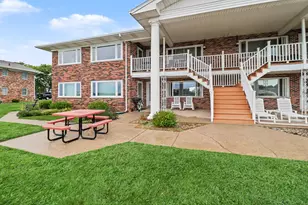 304 S Ferry St, Ludington, MI 49431 - Photo 7