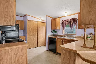 12515 S Rosemary Avenue, Grant, MI 49327 - Photo 9