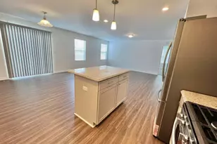 10284 Swan Lake Cir, Ypsilanti, MI 48197 - Photo 15