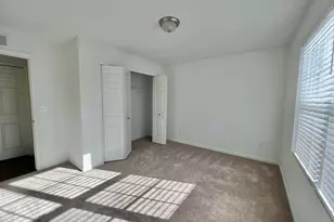 10284 Swan Lake Cir, Ypsilanti, MI 48197 - Photo 25