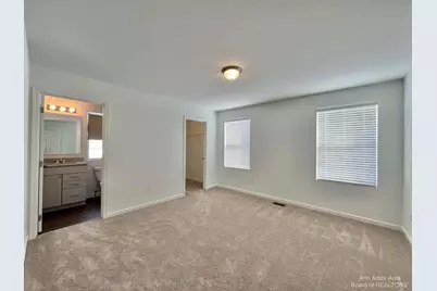 10284 Swan Lake Circle, Ypsilanti, MI 48197 - Photo 21