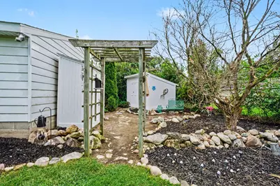 2423 Eastfield Drive, Niles, MI 49120 - Photo 25