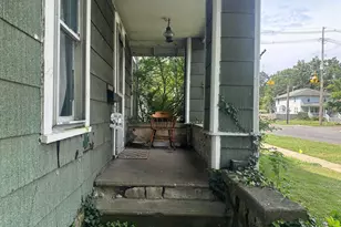 418 W Main St, Niles, MI 49120 - Photo 3