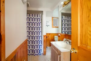 104 Dale Dr, Houghton Lake, MI 48629 - Photo 9