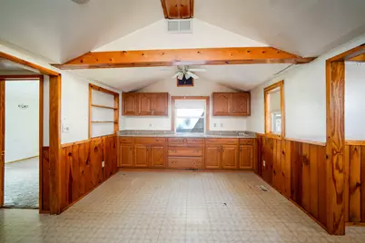 104 Dale Drive, Houghton Lake, MI 48629 - Photo 5