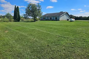 6597 W Walton Rd, Blanchard, MI 49310 - Photo 1