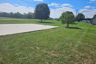 6597 W Walton Rd, Blanchard, MI 49310 - Photo 7