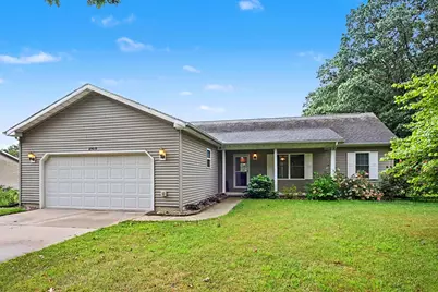 69018 Nautical Drive, Edwardsburg, MI 49112 - Photo 3