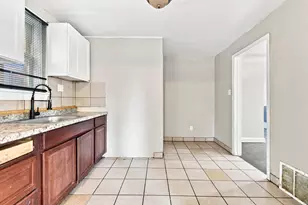 16204 Tracey St, Detroit, MI 48235 - Photo 13