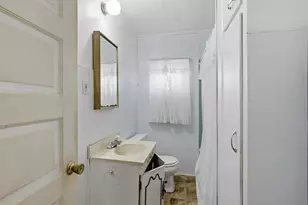 124 N Park Dr, Algonac, MI 48001 - Photo 13