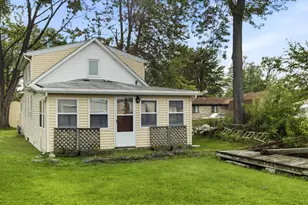 124 N Park Dr, Algonac, MI 48001 - Photo 19