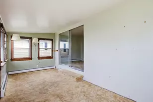 124 N Park Dr, Algonac, MI 48001 - Photo 11