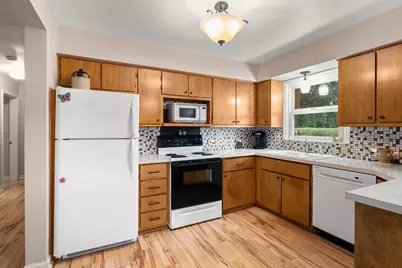 10541 S Sprinkle Road, Vicksburg, MI 49097 - Photo 7
