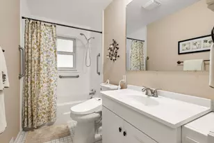 10541 S Sprinkle Rd, Vicksburg, MI 49097 - Photo 11
