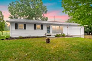 10541 S Sprinkle Rd, Vicksburg, MI 49097 - Photo 1