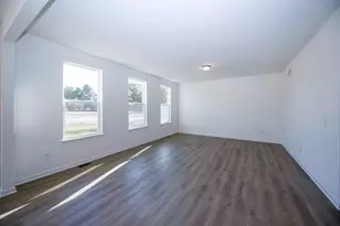 26671 Starters Way, South Lyon, MI 48178 - Photo 15