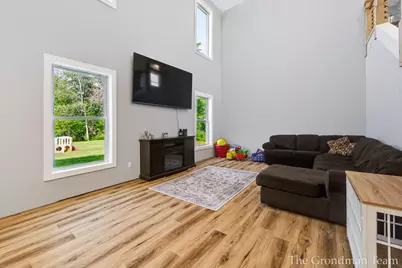 9418 Deer Valley Drive, Greenville, MI 48838 - Photo 11