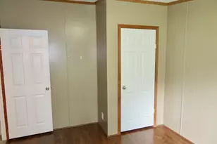 9560 N Meridian Rd, Pleasant Lake, MI 49272 - Photo 29
