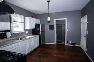 1919 Stafford Ave SW, Grand Rapids, MI 49507 - Photo 5