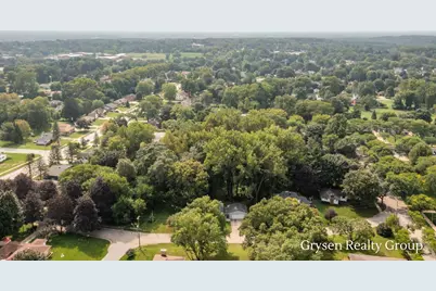 2034 Acton Road NW, Grand Rapids, MI 49504 - Photo 33