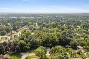 2034 Acton Rd NW, Grand Rapids, MI 49504 - Photo 33