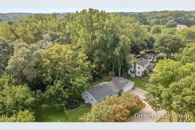 2034 Acton Road NW, Grand Rapids, MI 49504 - Photo 31