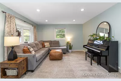 2034 Acton Road NW, Grand Rapids, MI 49504 - Photo 5