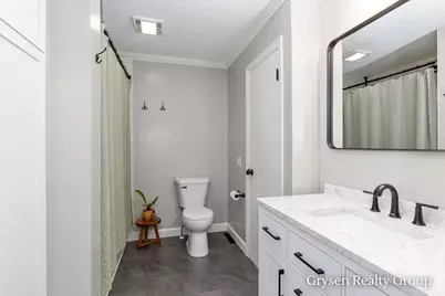 2034 Acton Road NW, Grand Rapids, MI 49504 - Photo 15