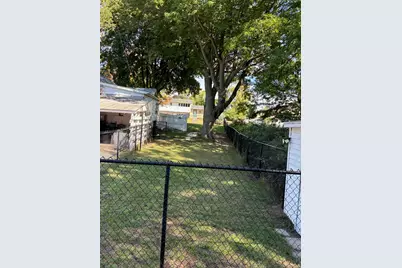 808 Anderson Street, Ludington, MI 49431 - Photo 29