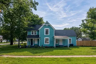 102 Pine St, Paw Paw, MI 49079 - Photo 1
