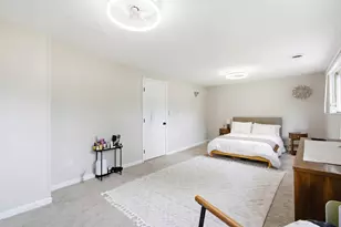 6655 Berwyn St, Dearborn Heights, MI 48127 - Photo 23