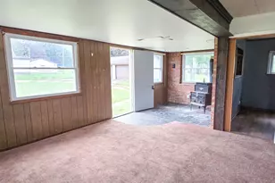 3871 W Bacon Rd, Hillsdale, MI 49242 - Photo 9