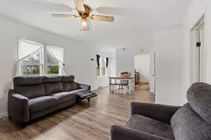 952 Calvary Ave NW, Grand Rapids, MI 49504 - Photo 5