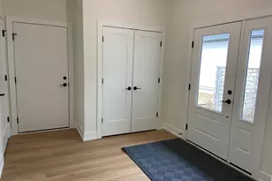 723 Violet Wy, Saint Joseph, MI 49085 - Photo 19