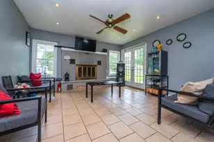 56844 M-43, Bangor, MI 49013 - Photo 3