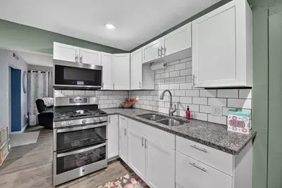 71 N Mason Avenue N, Battle Creek, MI 49037 - Photo 9