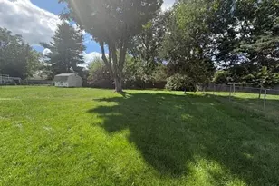 5910 Orchard Ct, Lansing, MI 48911 - Photo 7