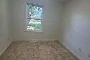 5910 Orchard Ct, Lansing, MI 48911 - Photo 25