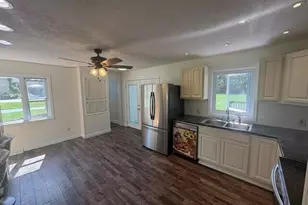 5910 Orchard Ct, Lansing, MI 48911 - Photo 13