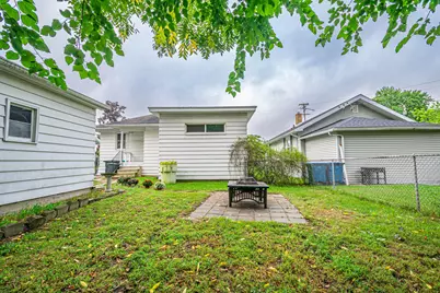 90 W Kingman Avenue, Battle Creek, MI 49014 - Photo 7