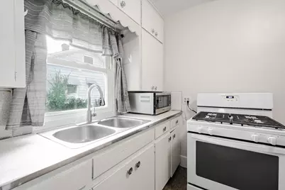 90 W Kingman Avenue, Battle Creek, MI 49014 - Photo 21