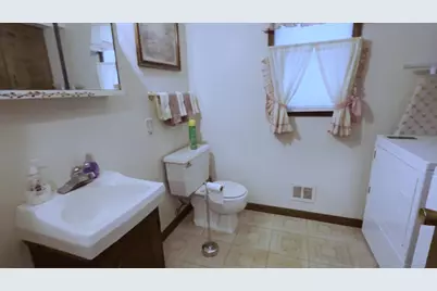 2989 Memorial Drive, Holland, MI 49424 - Photo 3