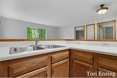 326 N Mills Street, Greenville, MI 48838 - Photo 13