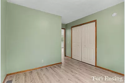 326 N Mills Street, Greenville, MI 48838 - Photo 17