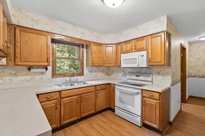 52135 Nancy Lane, Three Rivers, MI 49093 - Photo 15