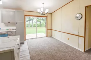 8820 S Lake Pleasant Rd, Hillsdale, MI 49242 - Photo 17