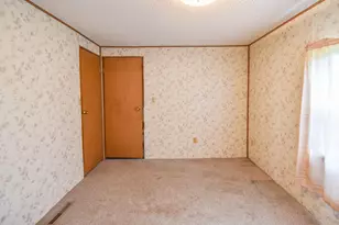 8820 S Lake Pleasant Rd, Hillsdale, MI 49242 - Photo 21