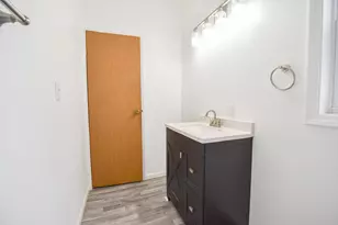 8820 S Lake Pleasant Rd, Hillsdale, MI 49242 - Photo 29
