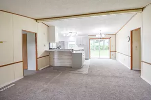8820 S Lake Pleasant Rd, Hillsdale, MI 49242 - Photo 19